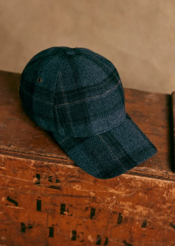 Sezane Cap Chase
