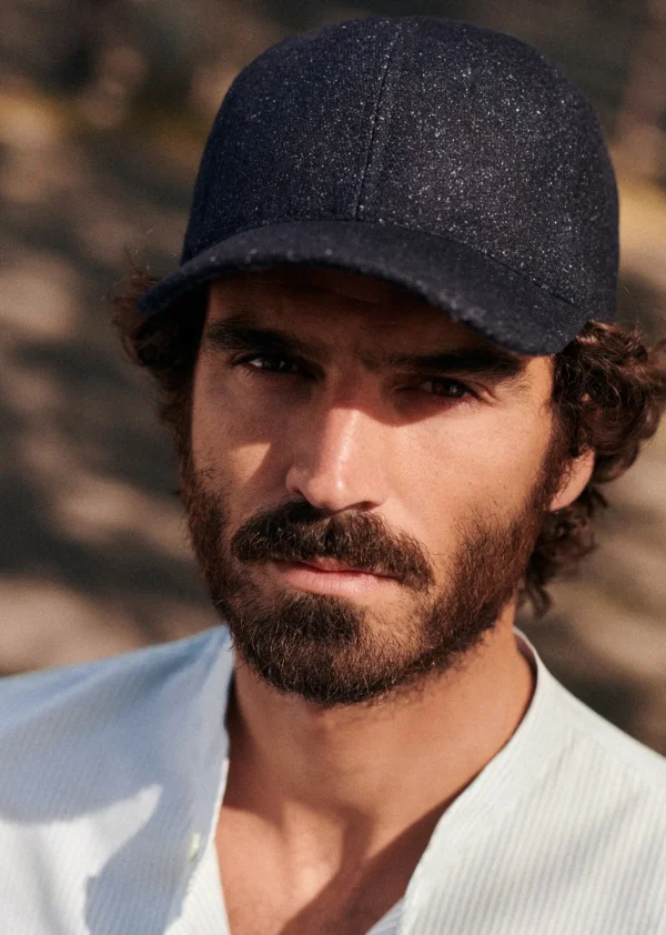 Sezane Cap Chase
