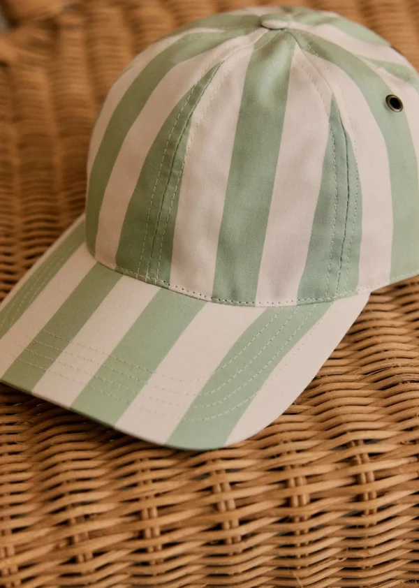 Sezane Cap Chase
