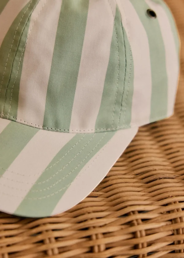 Sezane Cap Chase